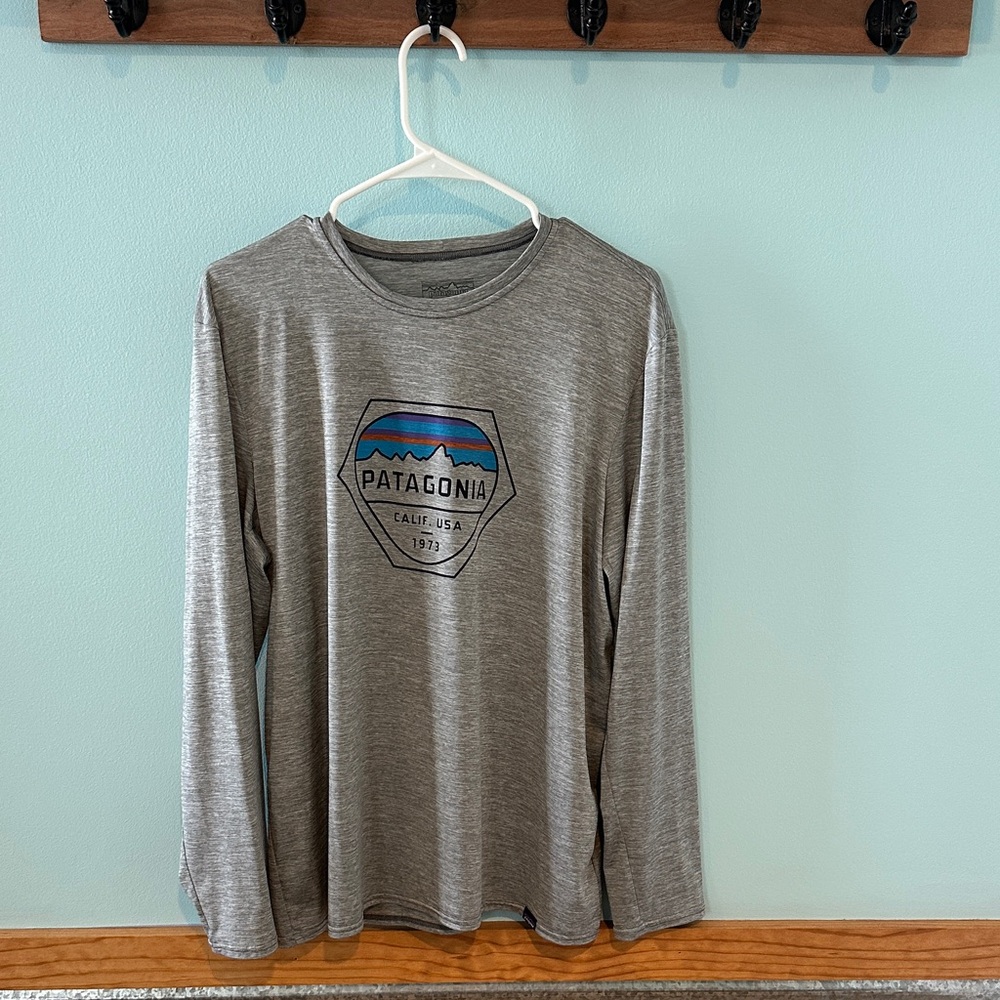 Patagonia Gray Long Sleeve Tee